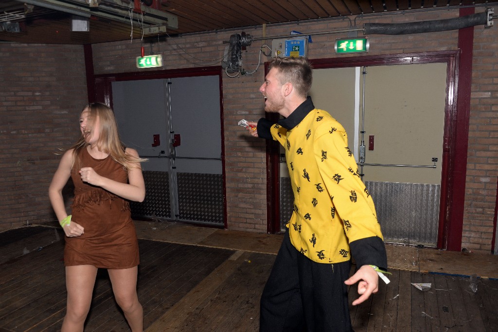 ../Images/Buurman en buurman feest 378.jpg